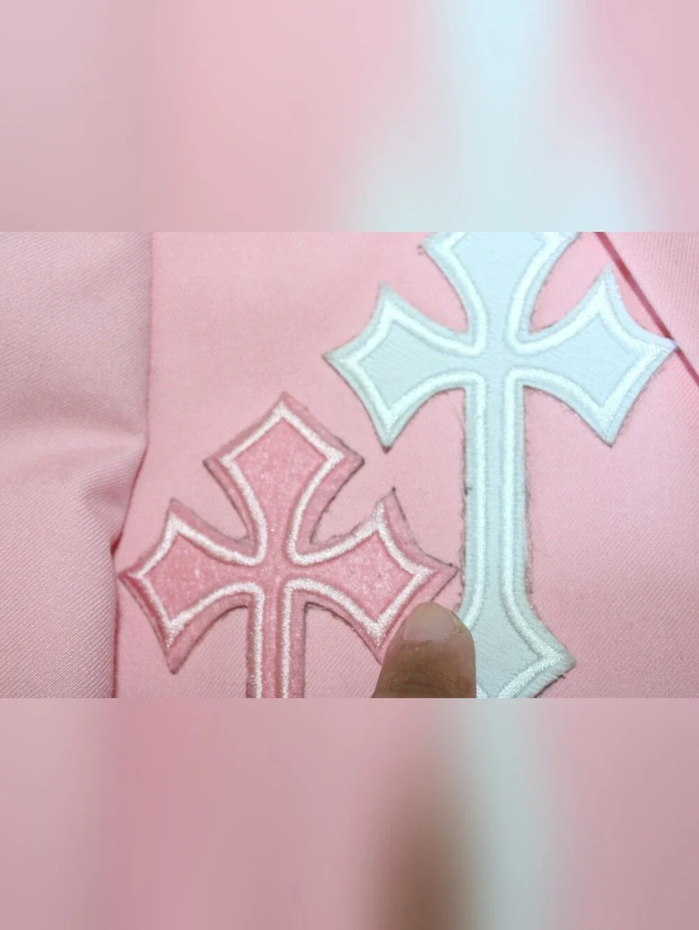 MOGU Pink Double Breasted 2-Piece Suit 30/29 Custom Cross Patches Prom Wedding